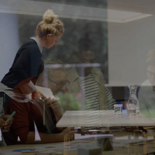 Lovemark Internal Engagement Programs Hero 01.3 Image